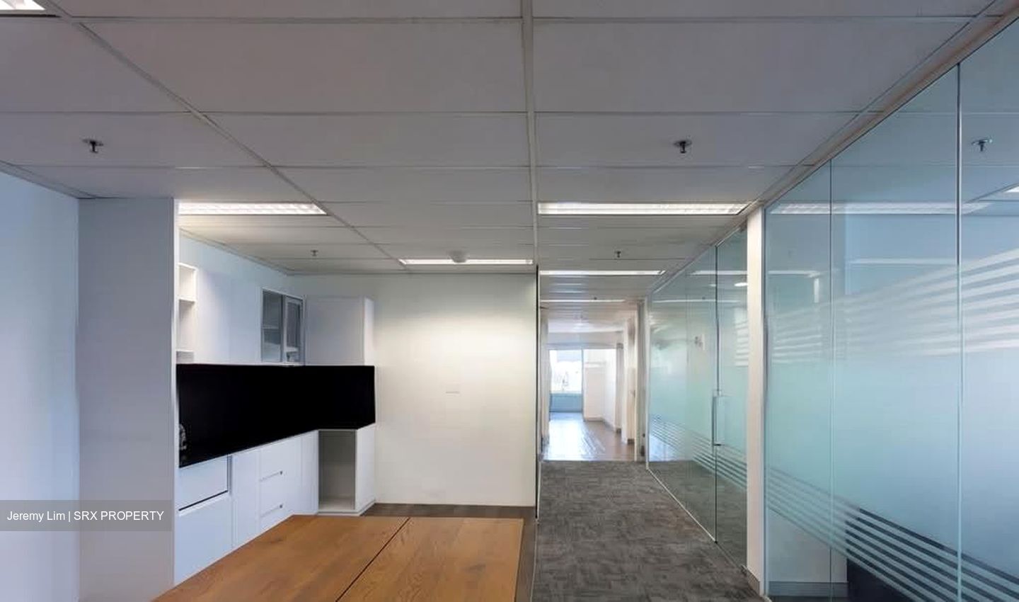 Oue Downtown (D1), Office #552727351